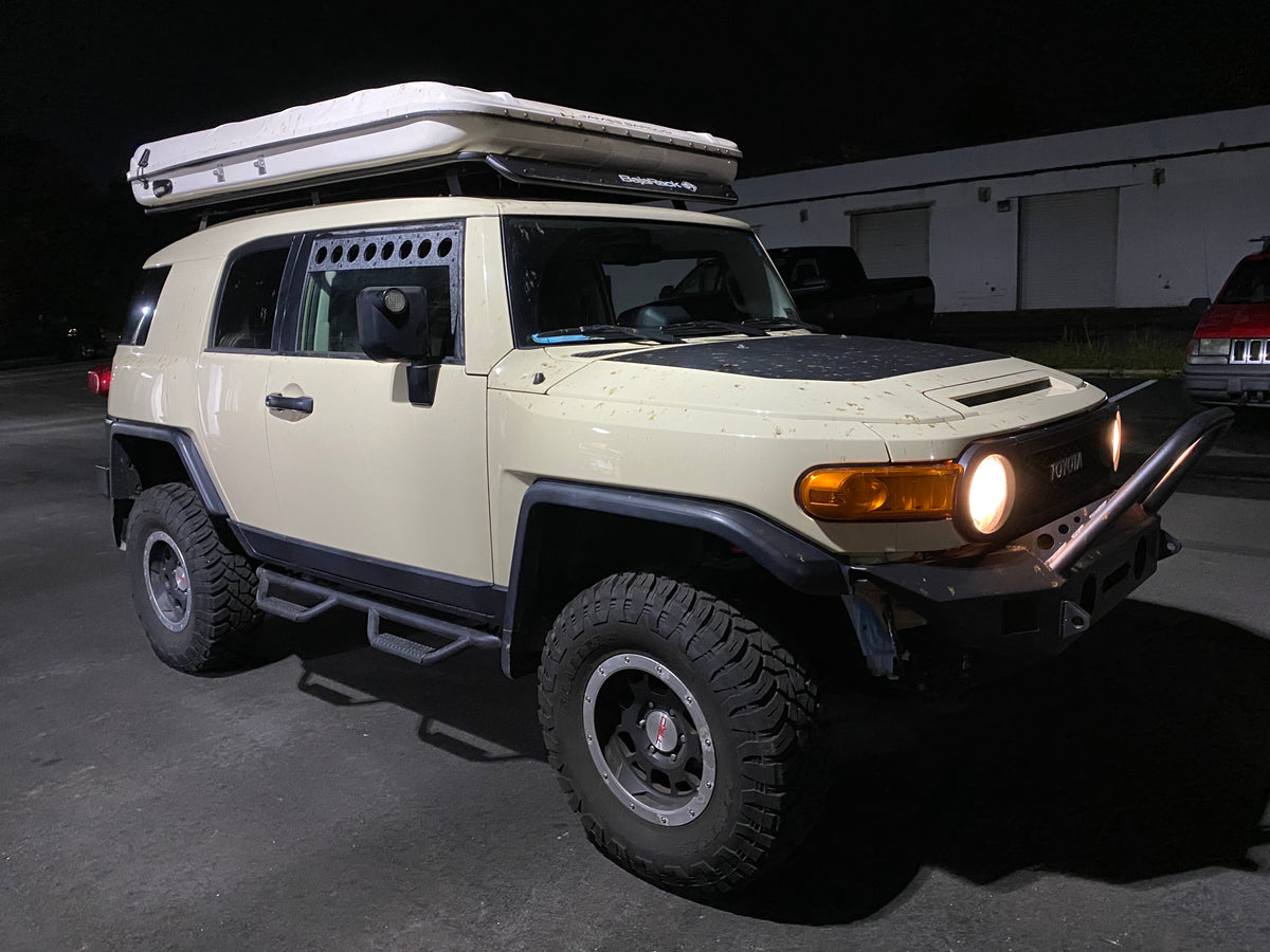 FJ Cruiser Window Vents – Visual Autowerks